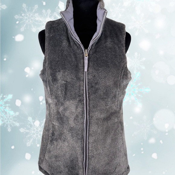 Free Country Women's Reversible Quilted Light Gray Vest - Picture 5 of 11